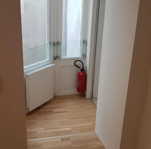 Sobieski Inner Ring Appartement Wenen