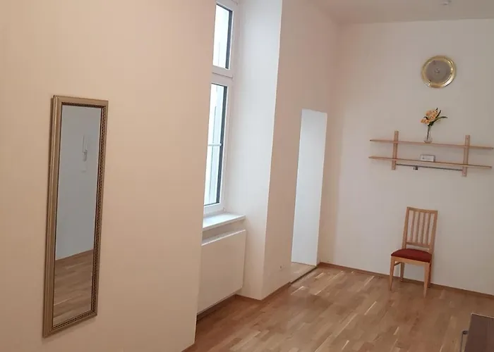 Sobieski Inner Ring Appartement *
